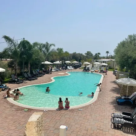 Oasi Pacaru Village Campsite Avola