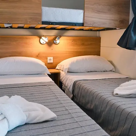 Oasi Pacaru Village Кемпинг