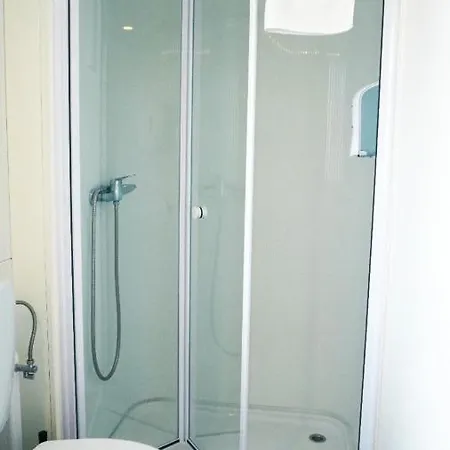 Oasi Pacaru Village * Авола